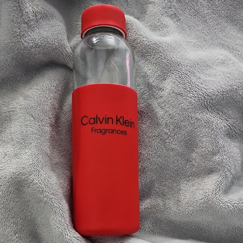 Calvin Klein - Glass Water Bottle - Red